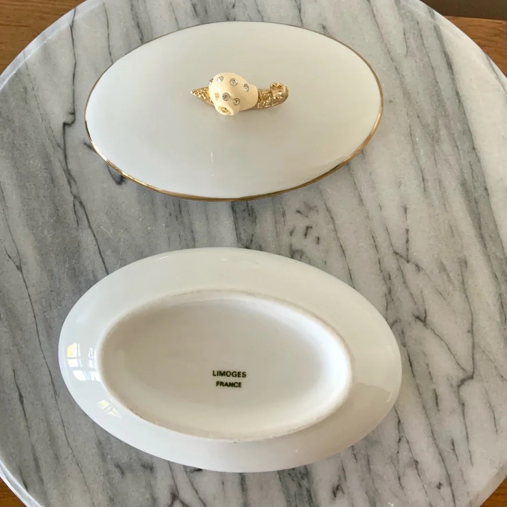 Oval porcelain trinket dish - Picture 8 of 9